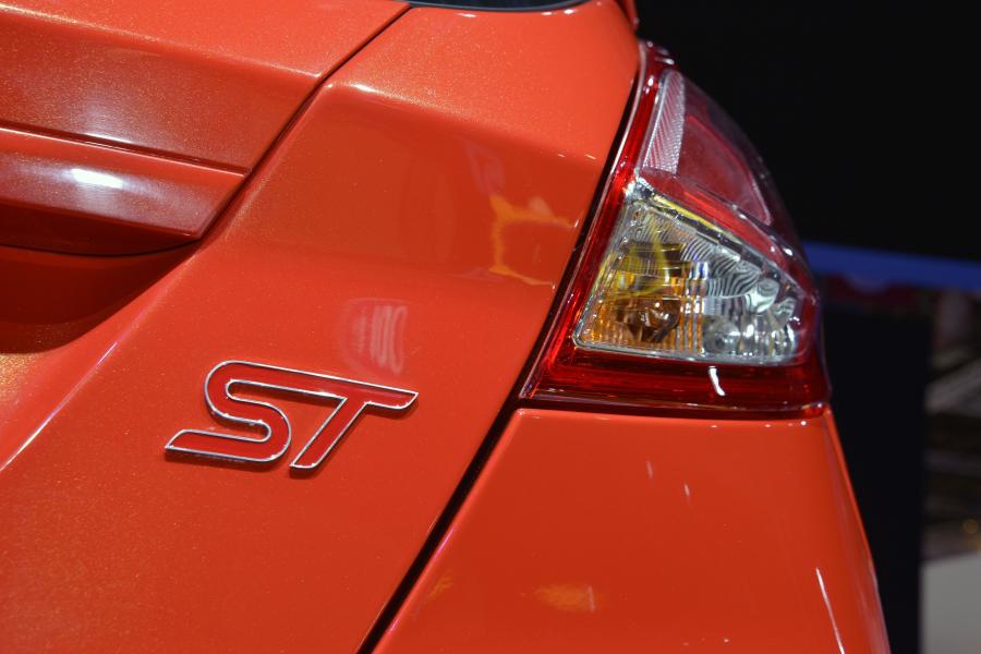  Ford Fiesta ST 2013 года  (фото 6 из 7)